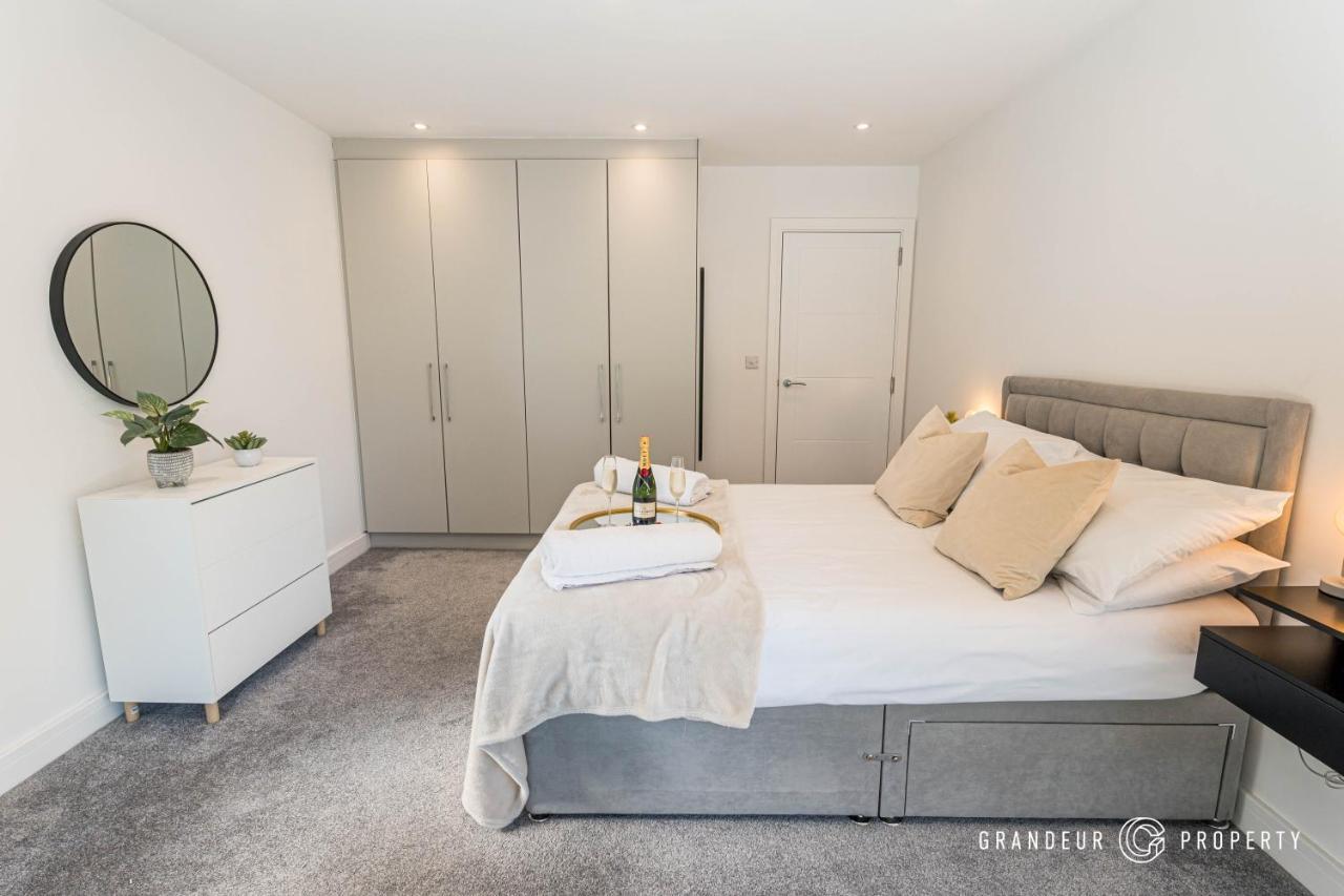Carbery Ridge By Grandeur Property Bournemouth Exteriör bild